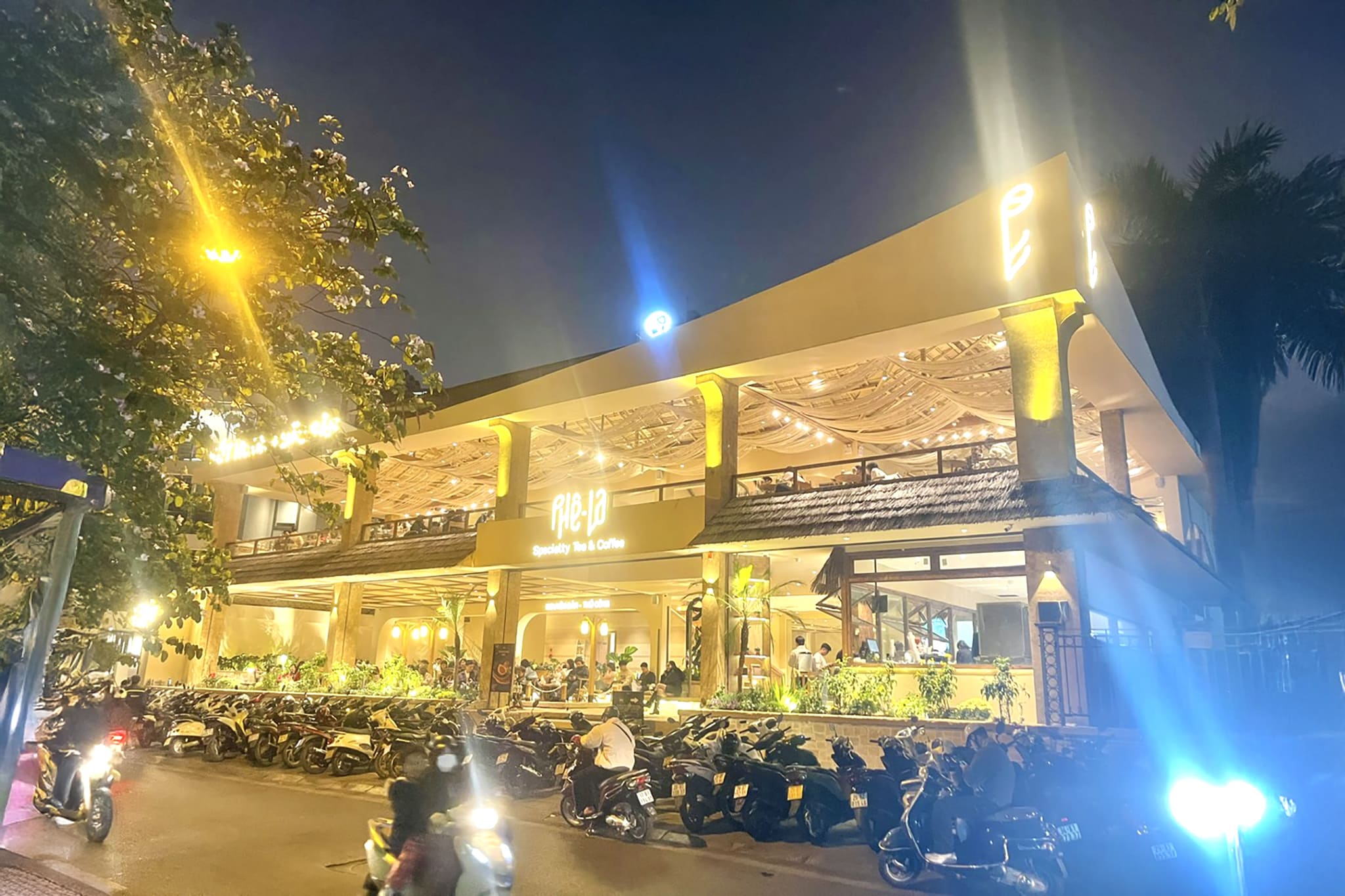 Cafe PheLa – Trích Sài